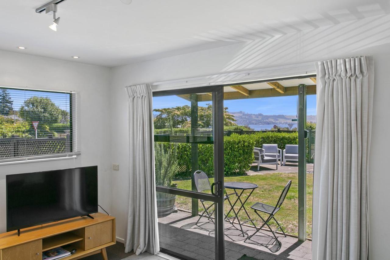 You Little Beauty - Wharewaka Beach Magic Lago Lago Taupo Exterior foto