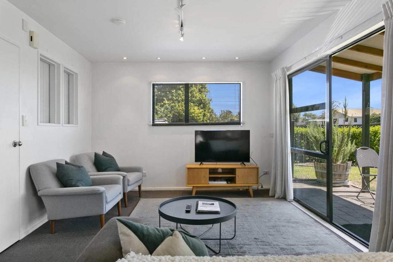 You Little Beauty - Wharewaka Beach Magic Lago Lago Taupo Exterior foto